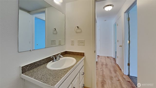 1722 E 56th Street, Tacoma, WA 98404