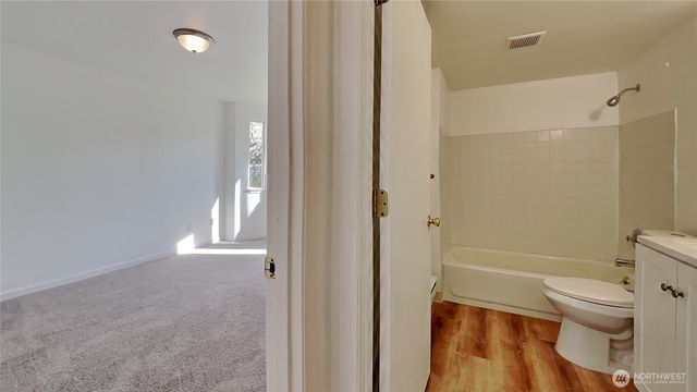 1722 E 56th Street, Tacoma, WA 98404