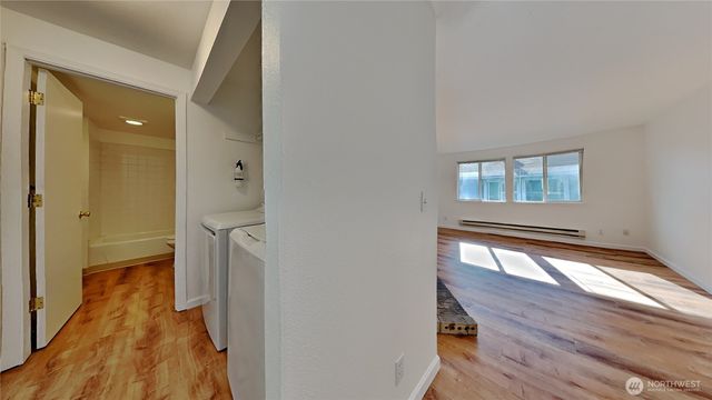 1722 E 56th Street, Tacoma, WA 98404