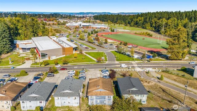 1722 E 56th Street, Tacoma, WA 98404