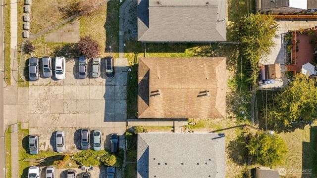 1722 E 56th Street, Tacoma, WA 98404