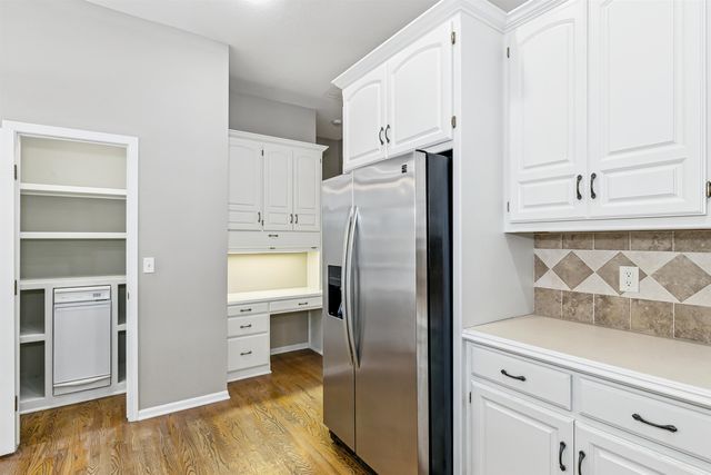 7714 W Quail Run, Wichita, KS 67205