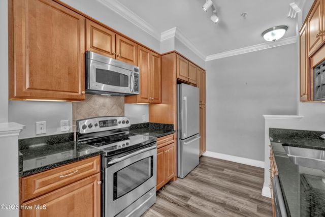 6831 Main Street Unit 323, Wilmington, NC 28405