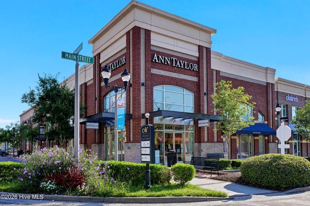 6831 Main Street Unit 323, Wilmington, NC 28405