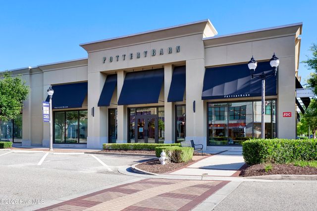 6831 Main Street Unit 323, Wilmington, NC 28405