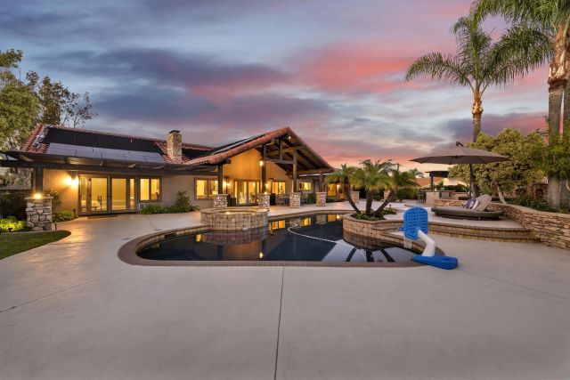 12885 Rockwell Ct, Poway, CA 92064