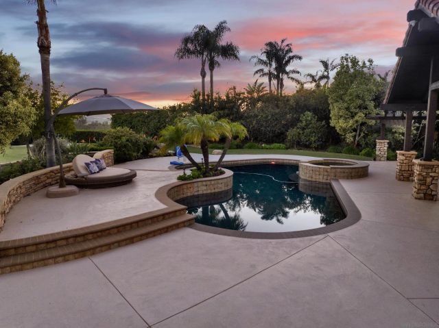 12885 Rockwell Ct, Poway, CA 92064