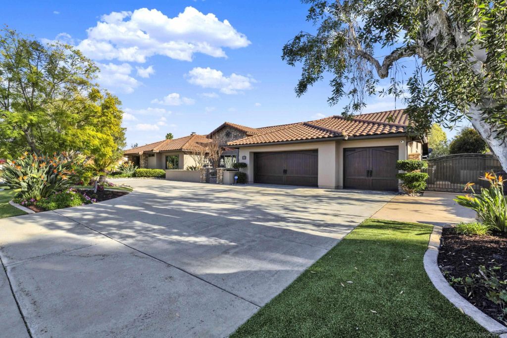12885 Rockwell Ct, Poway, CA 92064