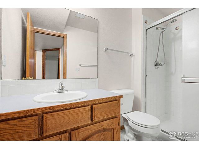 2511 Glendale Ct, Loveland, CO 80538