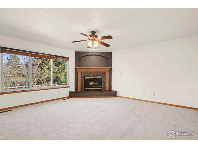 2511 Glendale Ct, Loveland, CO 80538
