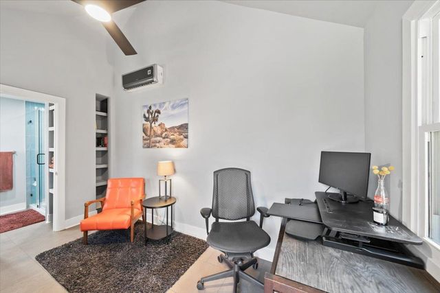 2051 HALLWOOD DR, Memphis, TN 38107