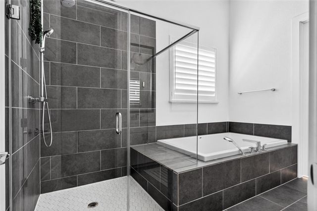 6105 Florencia LN, Austin, TX 78724
