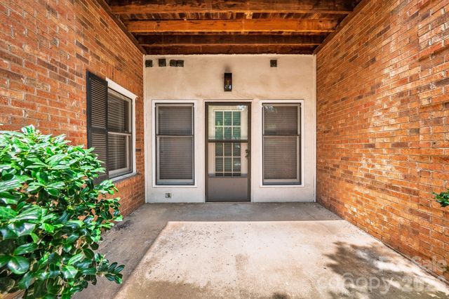 1016 Queens Road A, Charlotte, NC 28207