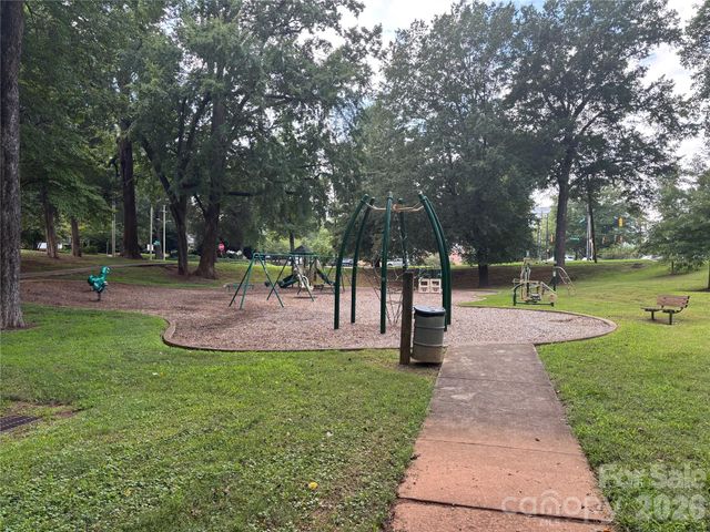 1016 Queens Road A, Charlotte, NC 28207