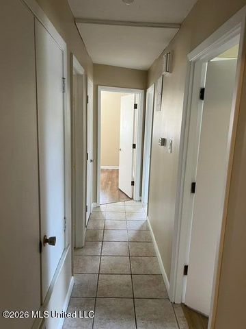 3335 E Lisa Drive, Pearl, MS 39208