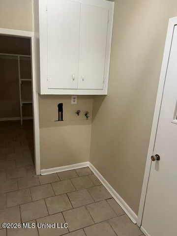 3335 E Lisa Drive, Pearl, MS 39208