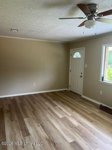 3335 E Lisa Drive, Pearl, MS 39208