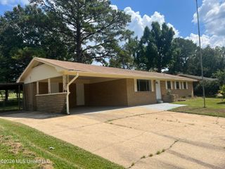 3335 E Lisa Drive, Pearl, MS 39208
