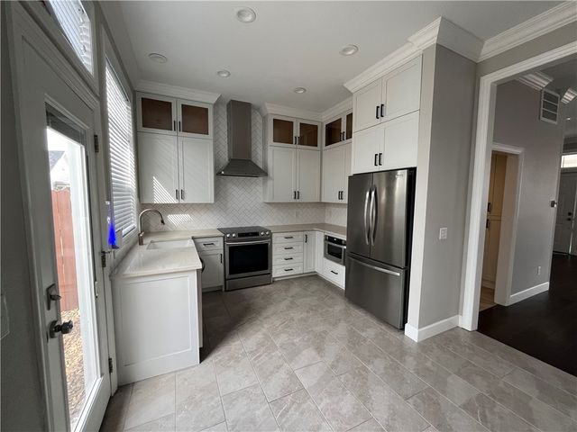 780 W Founders Park Drive, Springdale, AR 72762