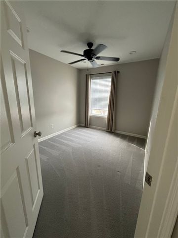 780 W Founders Park Drive, Springdale, AR 72762