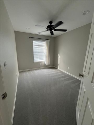 780 W Founders Park Drive, Springdale, AR 72762