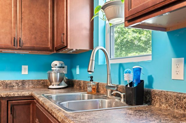 109 Winding Path Dr., Loris, SC 29569