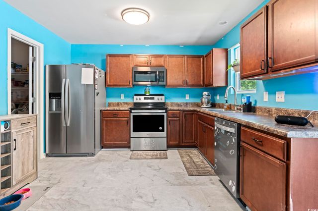 109 Winding Path Dr., Loris, SC 29569