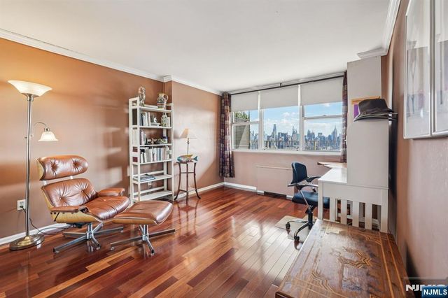 6040 Boulevard East 23G, West New York, NJ 07093