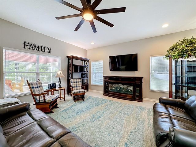 6161 BOBBY JONES COURT, Palmetto, FL 34221