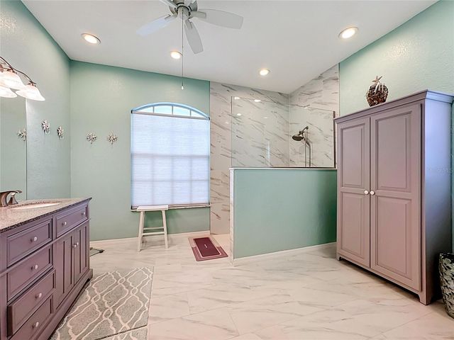 6161 BOBBY JONES COURT, Palmetto, FL 34221