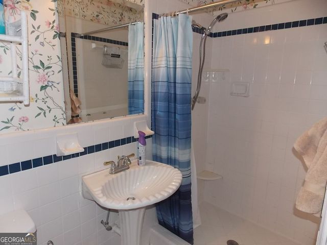 1253 Gatewood Drive Drive, Lawrenceville, GA 30043
