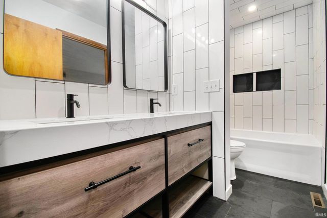 50756 Trails North, Granger, IN 46530