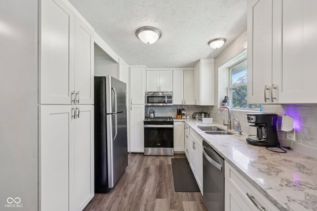 2060 Lick Creek Drive, Indianapolis, IN 46203