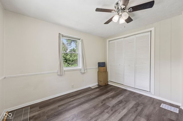 2060 Lick Creek Drive, Indianapolis, IN 46203