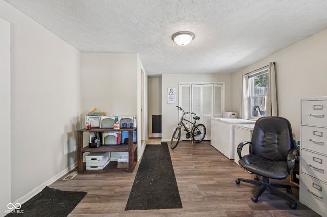 2060 Lick Creek Drive, Indianapolis, IN 46203