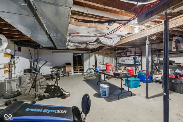 2060 Lick Creek Drive, Indianapolis, IN 46203