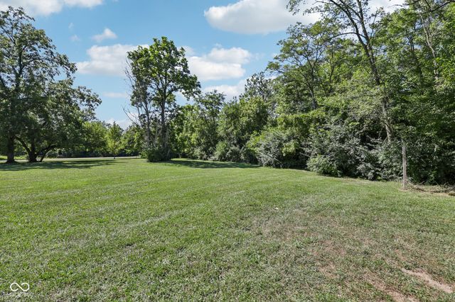 2060 Lick Creek Drive, Indianapolis, IN 46203