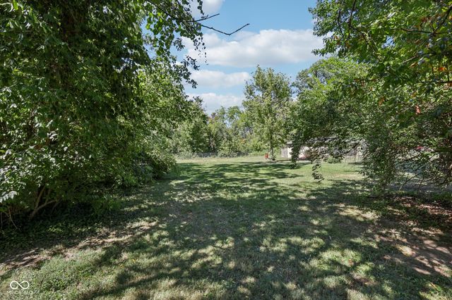 2060 Lick Creek Drive, Indianapolis, IN 46203