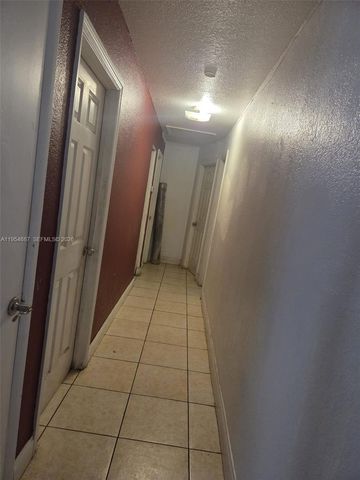 4270 NW 198th St, Miami Gardens, FL 33055