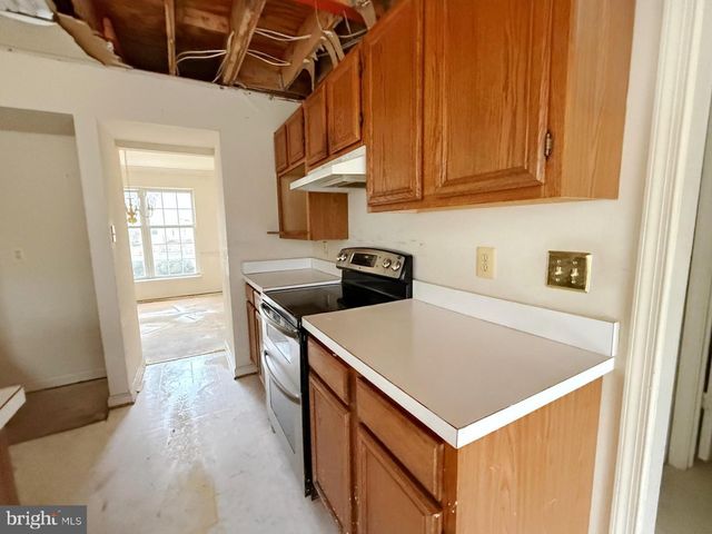 8210 BIRDSONG DR, Fort Washington, MD 20744