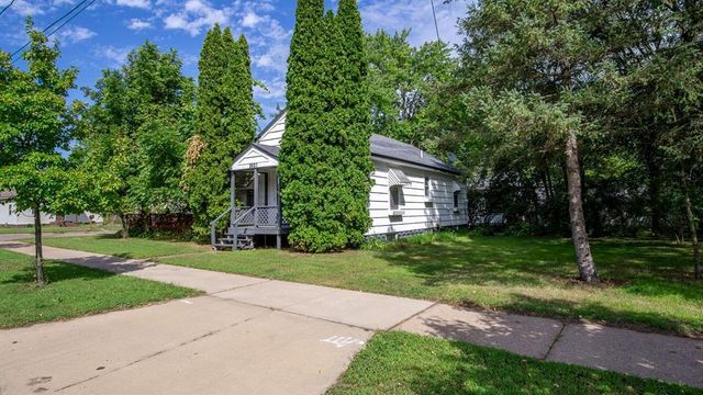 2627 7th Street, Eau Claire, WI 54703
