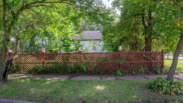 2627 7th Street, Eau Claire, WI 54703