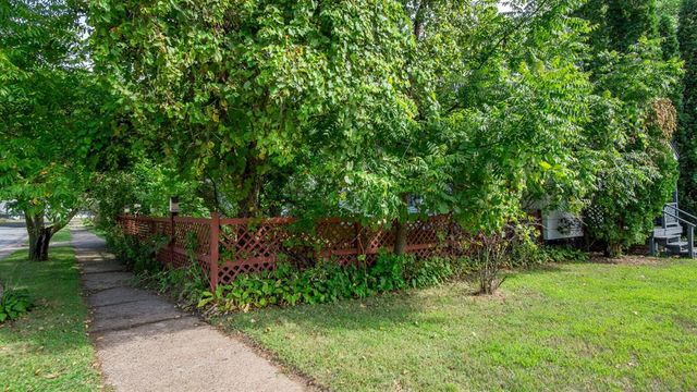 2627 7th Street, Eau Claire, WI 54703
