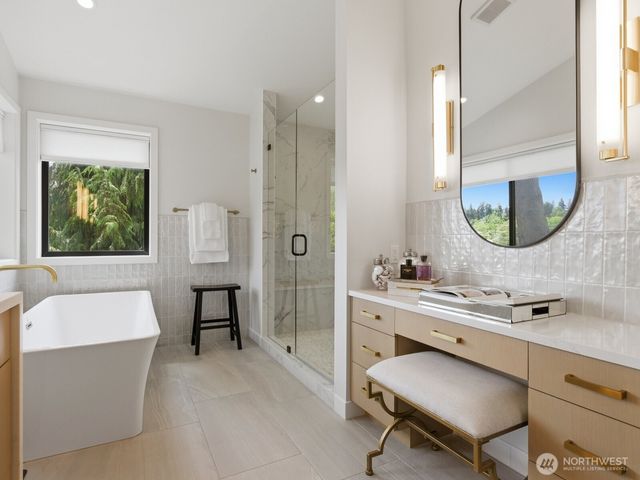 8216 23rd Avenue NE, Seattle, WA 98115