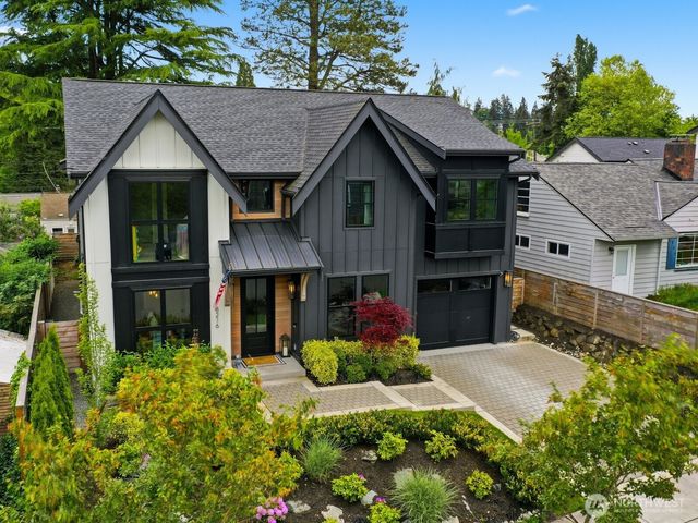 8216 23rd Avenue NE, Seattle, WA 98115
