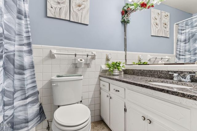 6201 Barrington Village Lane, Raleigh, NC 27610