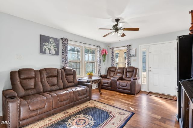 6201 Barrington Village Lane, Raleigh, NC 27610