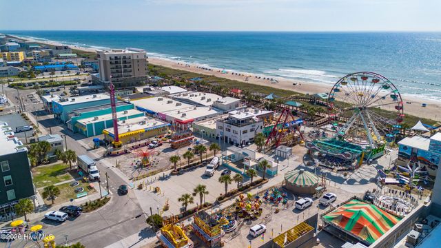 907 Fourth Street S, Carolina Beach, NC 28428
