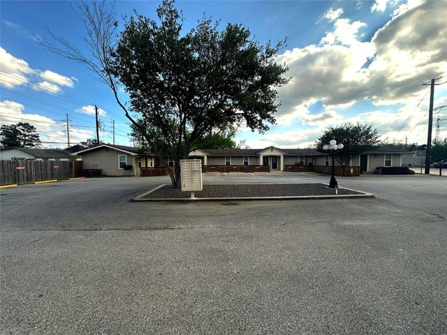 507 Houston Street 7, Rosenberg, TX 77471