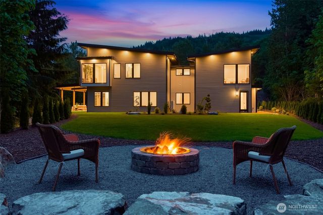 18315 Majestic Ridge Lane, Mount Vernon, WA 98274